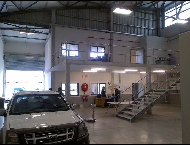 400M² FACTORY TO LET IN AIRPORT INDUSTRIA